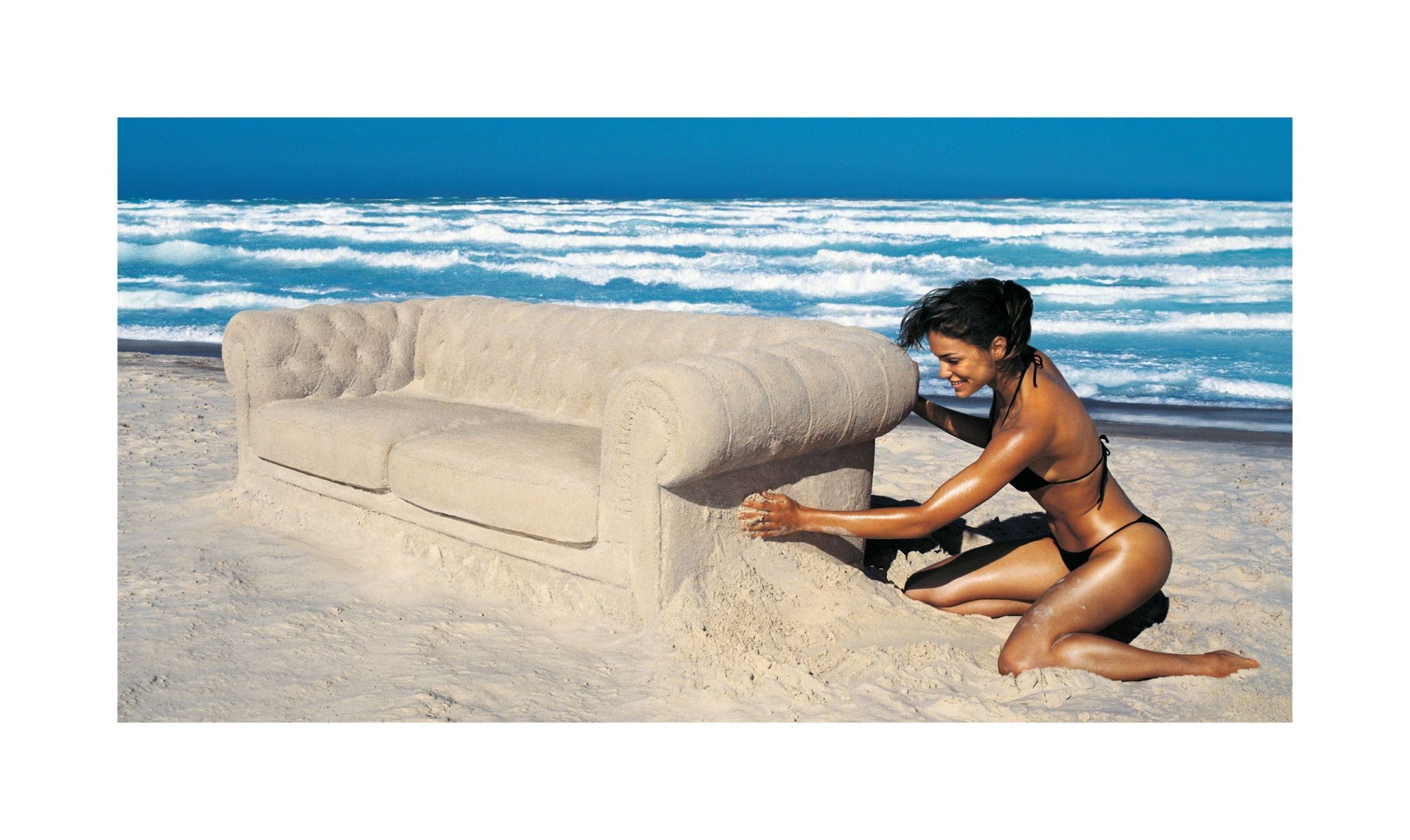 am strand entspannung sofa strand meer reisen sand wasser frau sommer