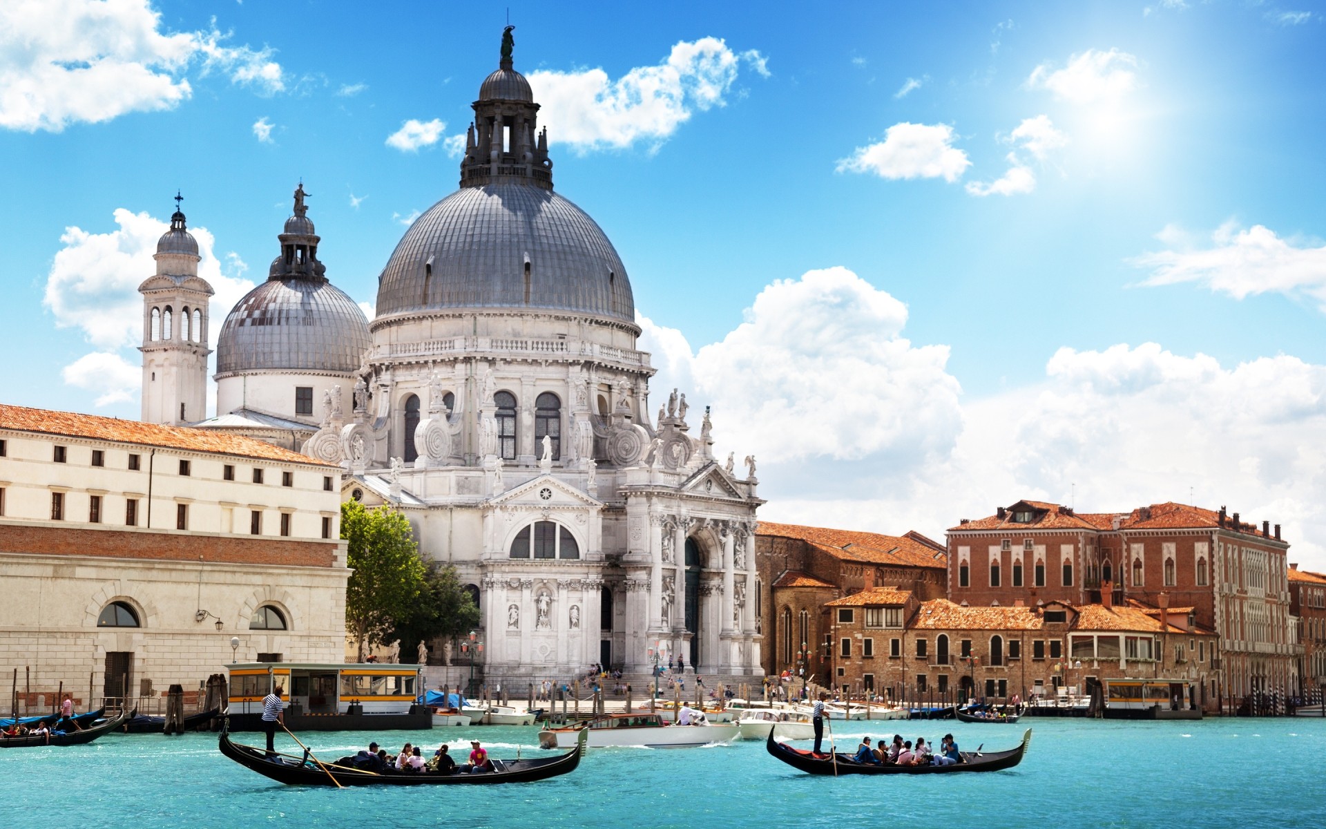 italia architettura viaggi acqua veneziano gondola città canale turismo casa cielo all aperto città vecchio punto di riferimento antico chiesa fiume cattedrale di venezia paesaggio di venezia venezia condoglianze