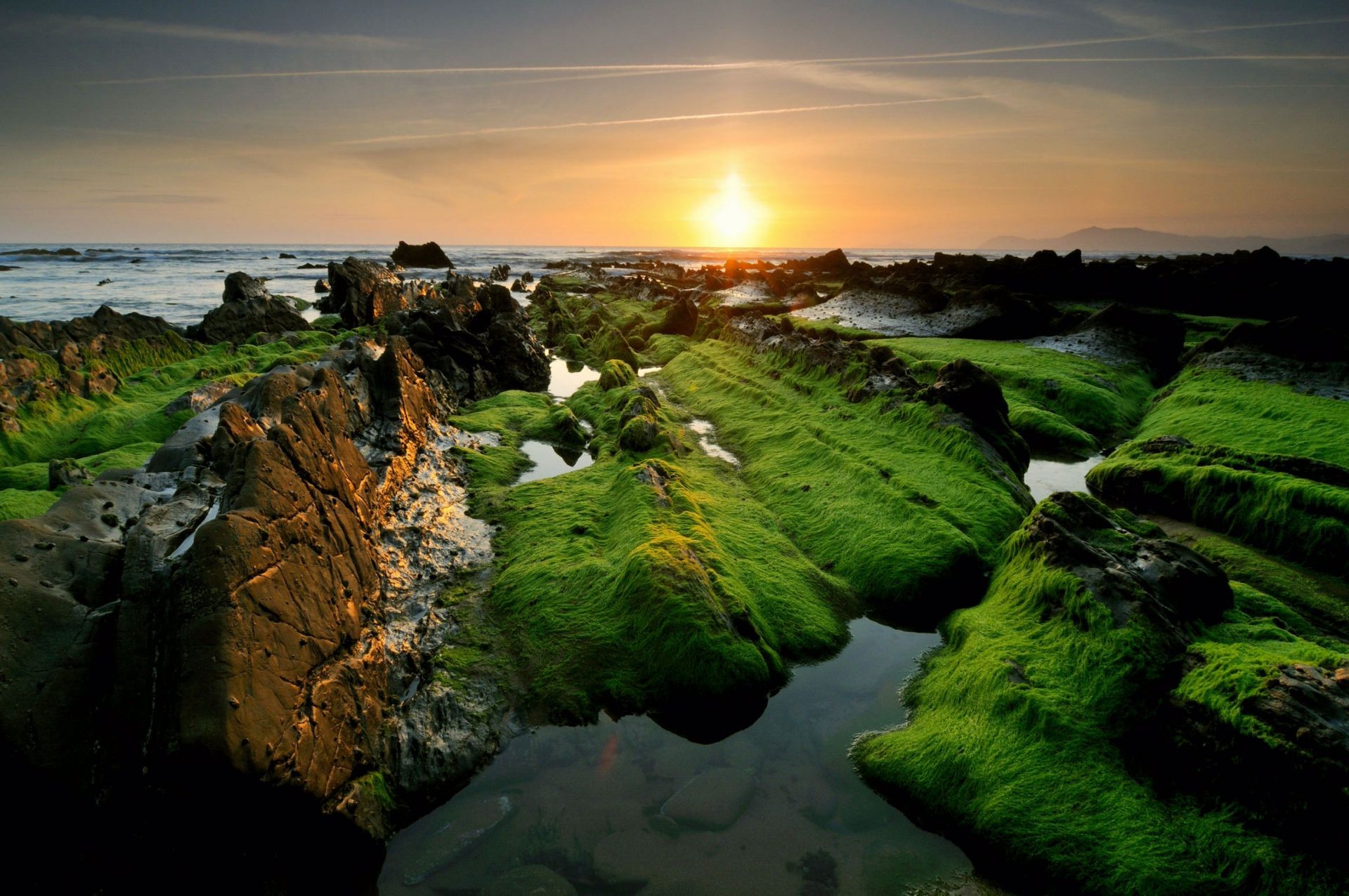 coucher de soleil et aube eau paysage coucher de soleil aube voyage nature océan ciel mer mer plage soleil en plein air soir lac rivière crépuscule