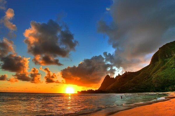 Seashore sunset beauty paradise