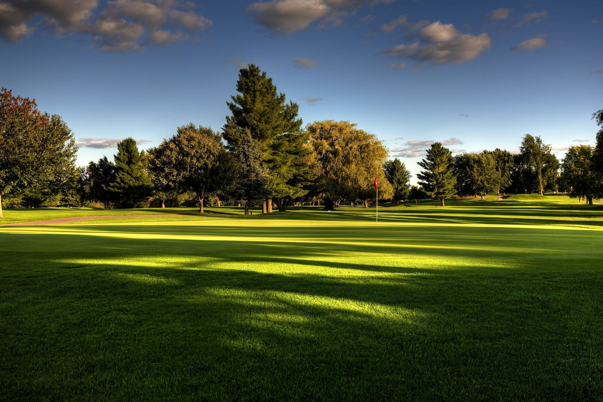 campos prados y valles golf hierba putt paisaje árbol césped calle golfista curso tee naturaleza al aire libre parque