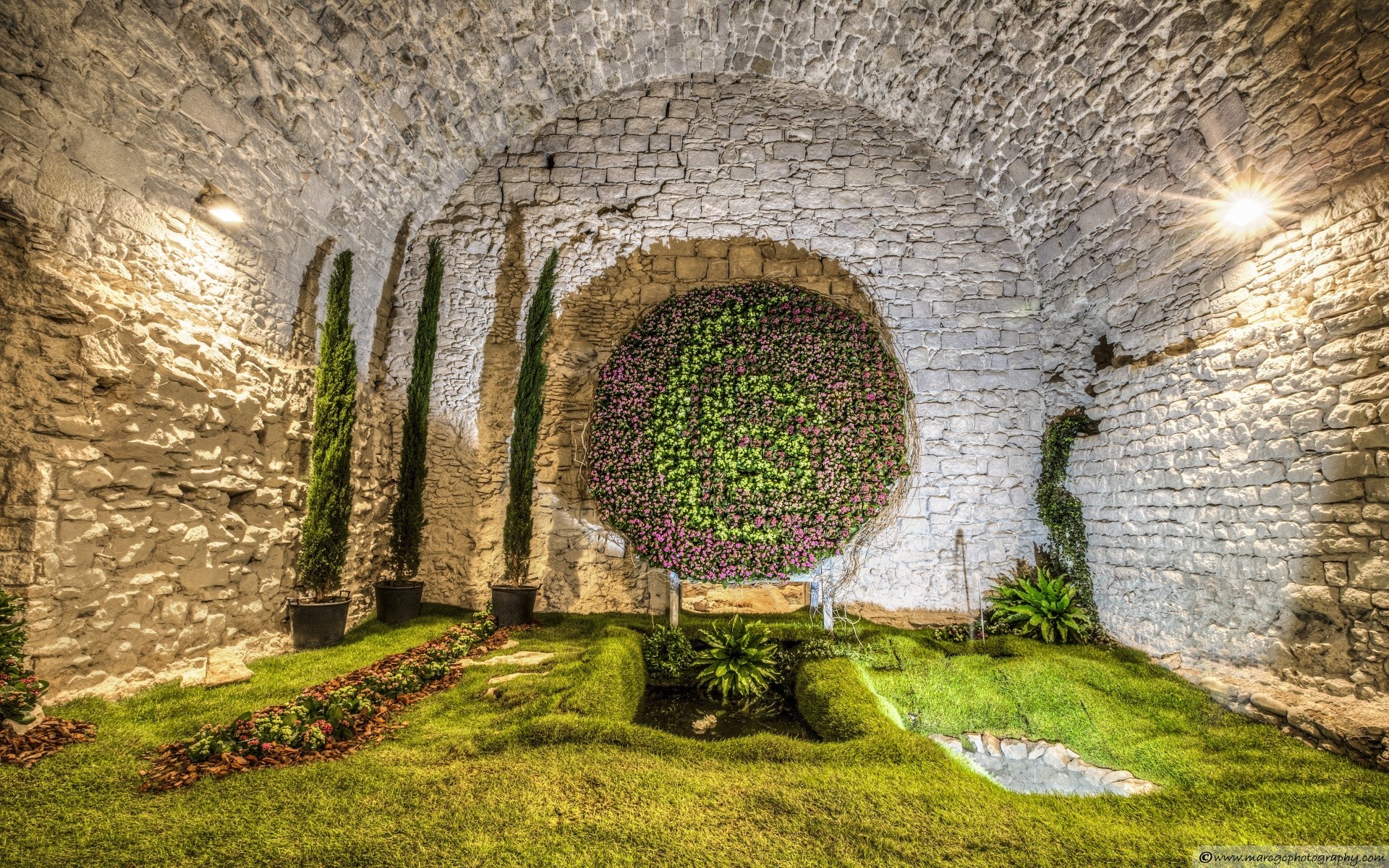 dom i wnętrze architektura ściany stary dom kamień podróże starożytny gotycki łuk tunel