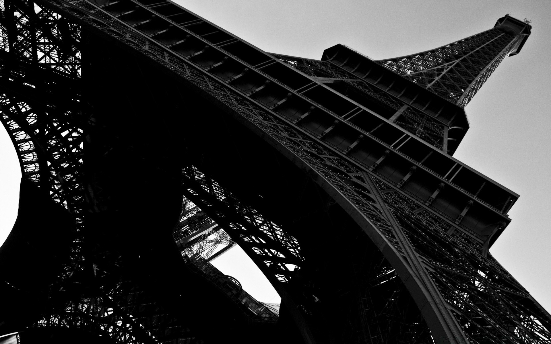 haus & interieur monochrom stadt brücke architektur reisen straße himmel stadt innenstadt haus städtisch licht turm sonnenuntergang skyline schwarz / weiß dunkel wolkenkratzer wasser