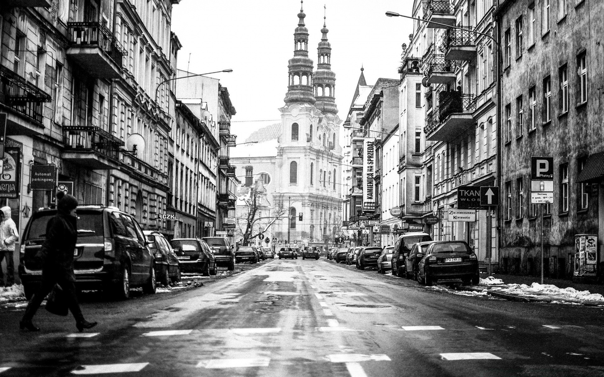 black and white street city town architecture travel old outdoors urban road building tourism square pavement monochrome