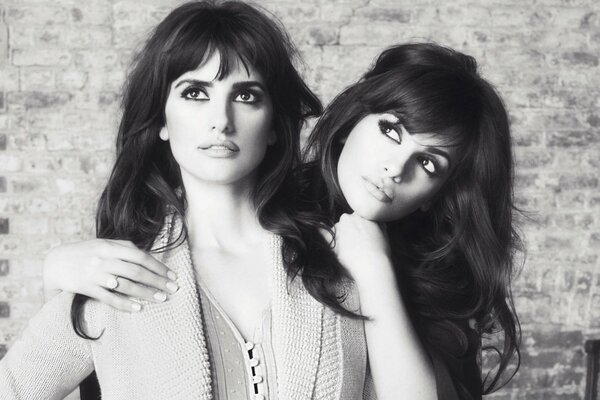 Black and white portrait of two girls