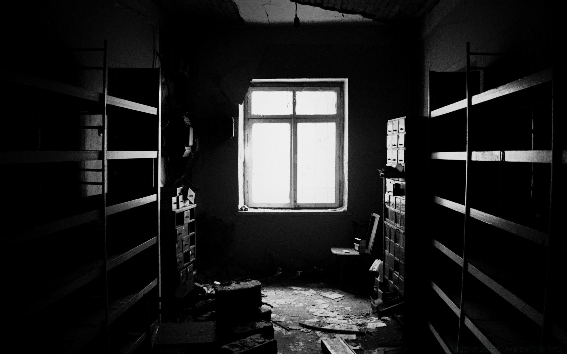 blanco y negro monocromo ventanas habitación interior luz abandonado sombra análogo arquitectura