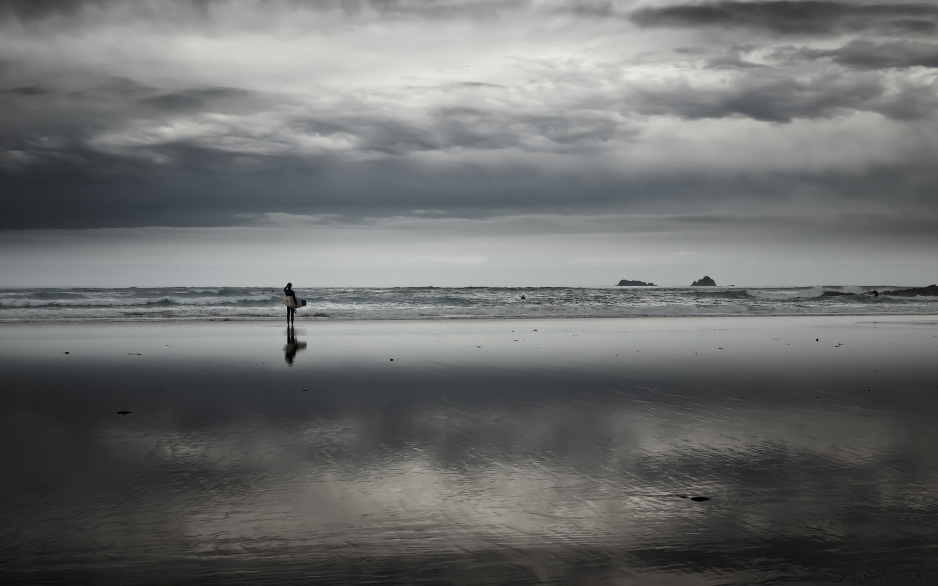 czarno-białe wody plaża morze ocean krajobraz krajobraz monochromatyczny burza zachód morza jezioro niebo wieczorem odbicie chmura wyspa świt