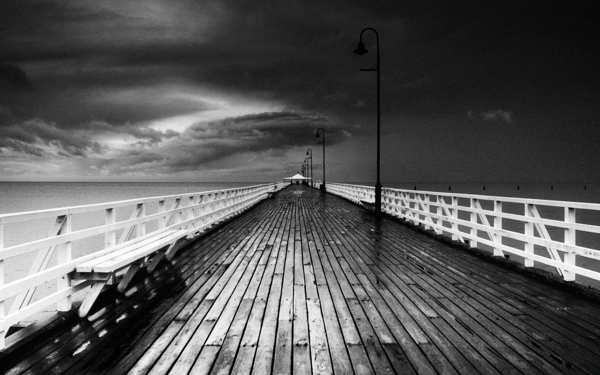 preto e branco monocromático mar praia cais água ponte oceano céu sistema de transporte paisagem viagens luz rua pôr do sol amanhecer