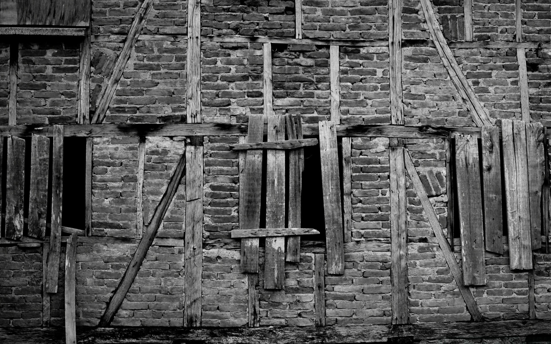 noir et blanc abandonné vieux bois en bois vintage mur désintégration maison maison architecture cassé grange sale porte rustique vide rétro