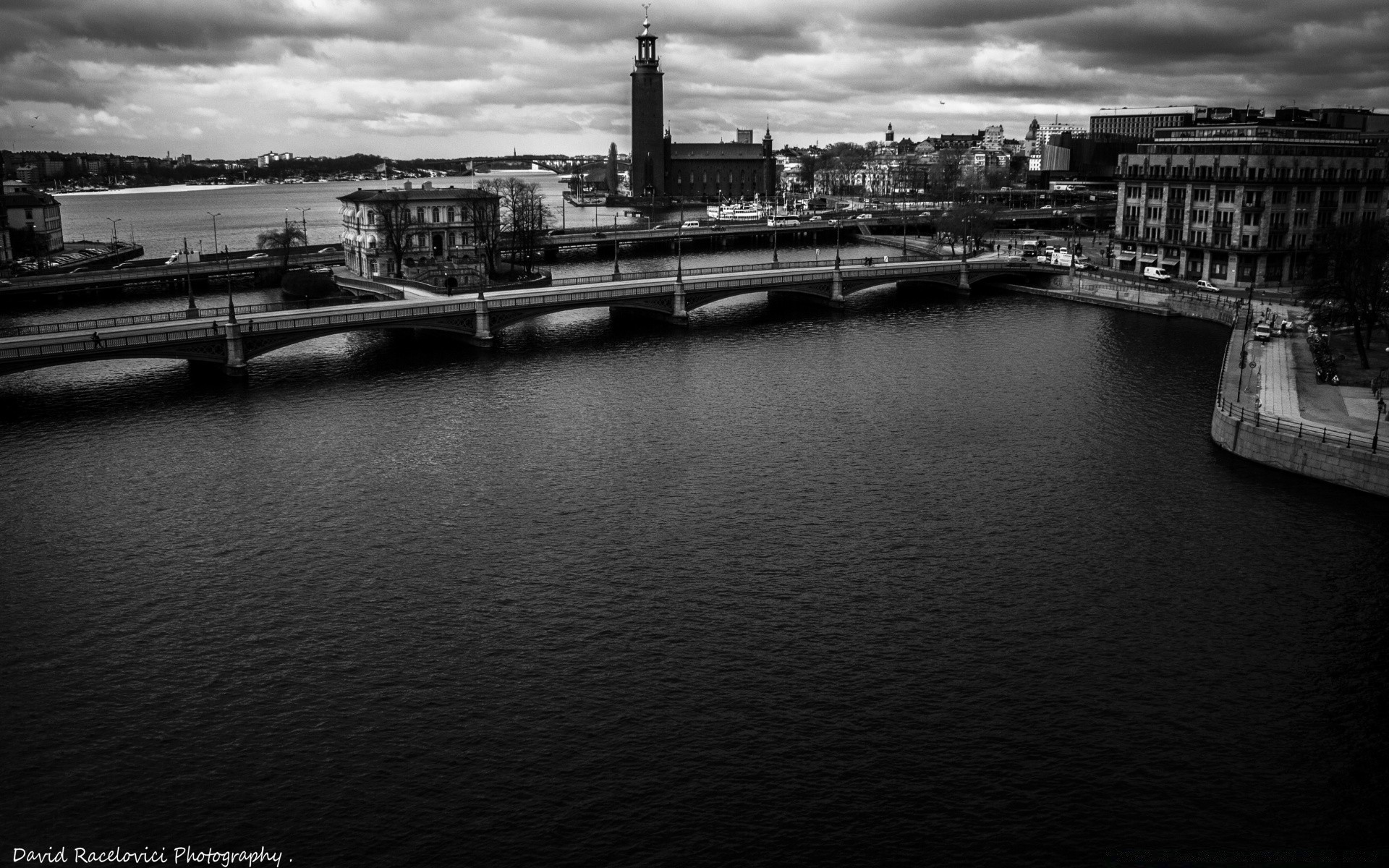 noir et blanc rivière eau ville pont architecture monochrome réflexion voyage skyline à l extérieur ciel maison coucher de soleil ville canal promenade