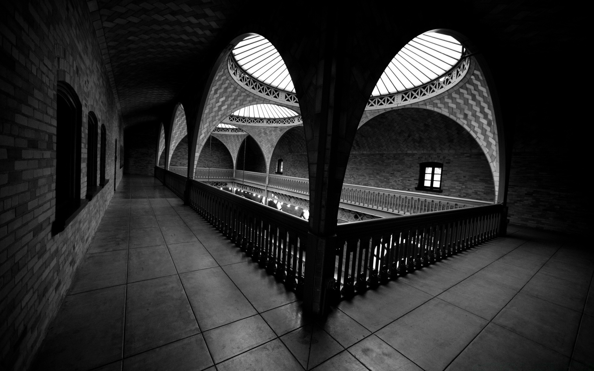 noir et blanc architecture arche maison tunnel voyage à l intérieur monochrome religion