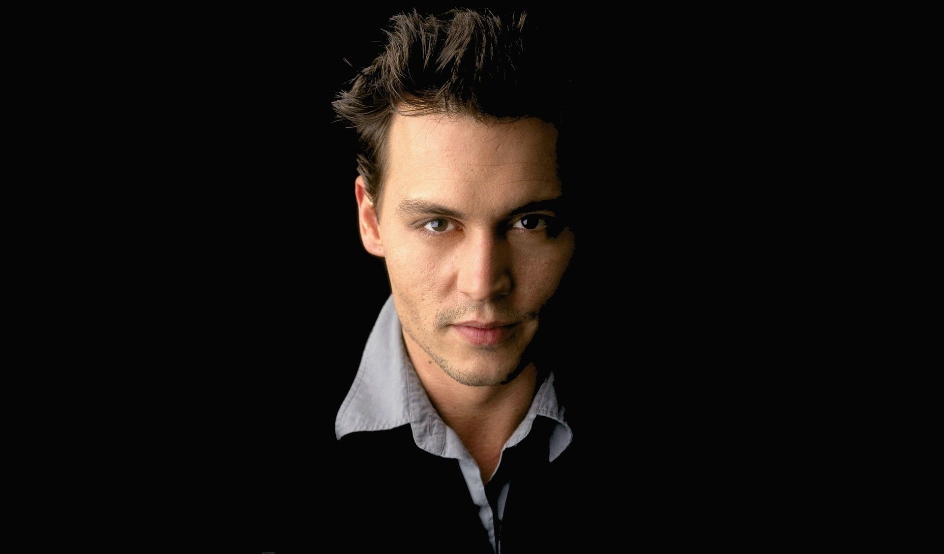 Johnny Depp бесплатно