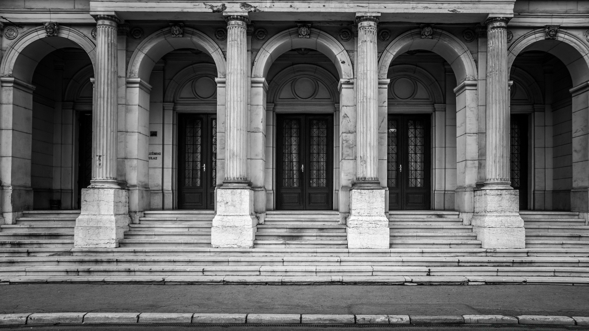 noir et blanc architecture colonnes pierre maison monument voyage sculpture ville classique marbre véranda vieux étape soutien tour arche art néoclassique