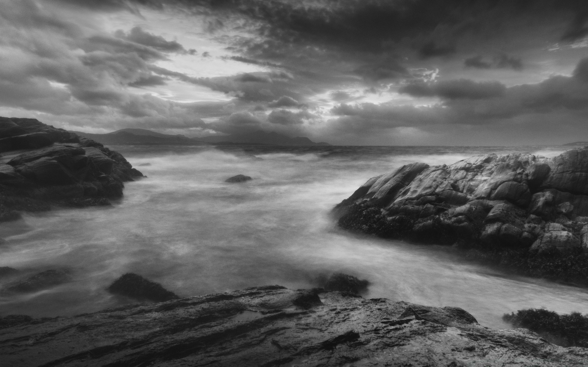 schwarz und weiß wasser strand sturm meer sonnenuntergang ozean monochrom landschaft landschaft meer himmel brandung dämmerung abend rock dramatisch reisen