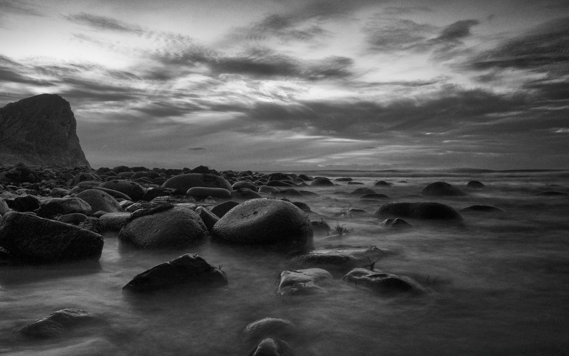 noir et blanc plage eau coucher de soleil océan mer tempête paysage monochrome mer paysage soir aube surf dramatique rock crépuscule ciel sable