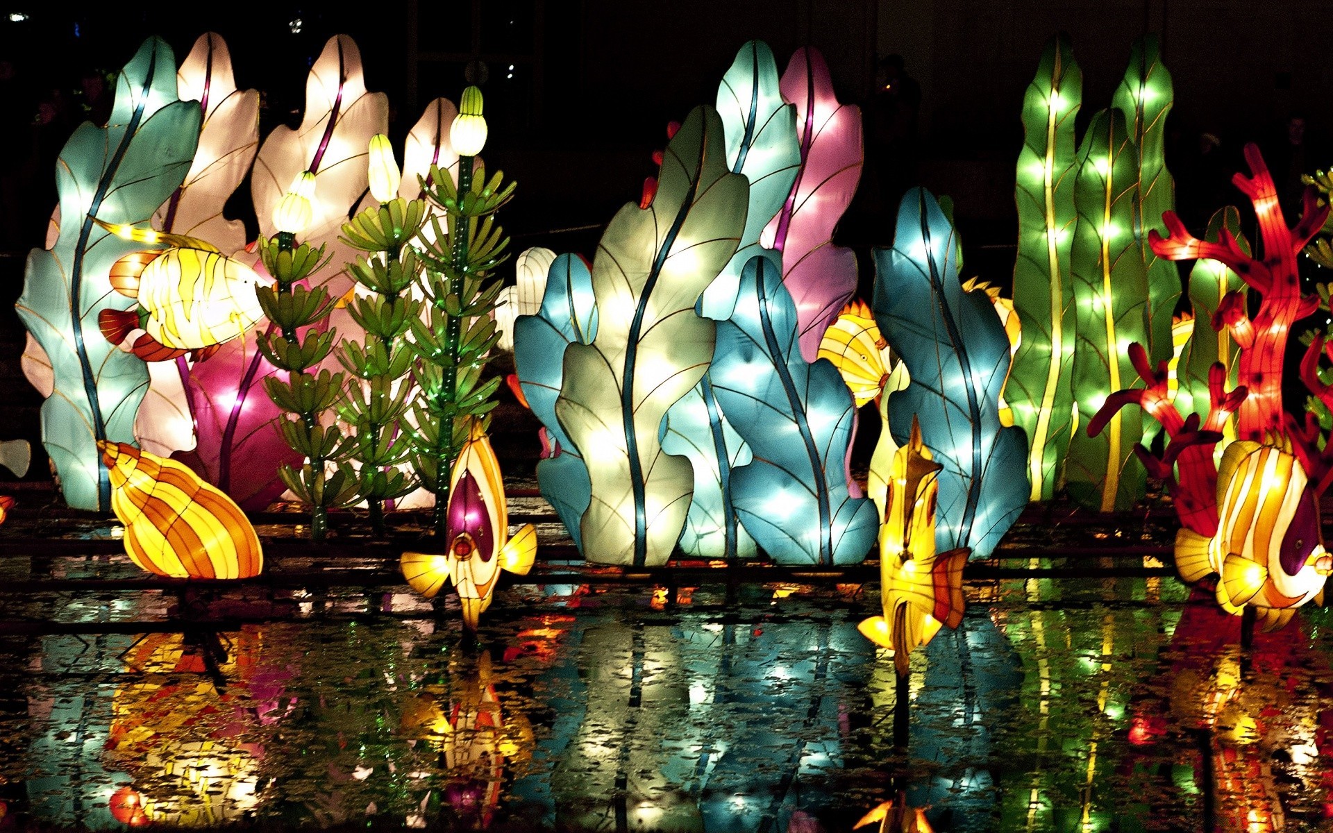 casa e interni decorazione di festa luce di natale di colore brillante lanterna ha condotto la luce