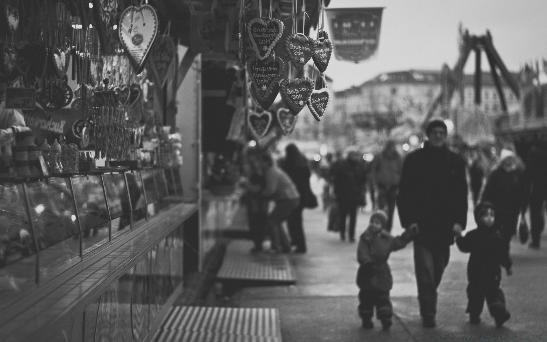 bianco e nero gruppo molti adulto uomo auto strada sistema di trasporto donna monocromatico indossare folla uno