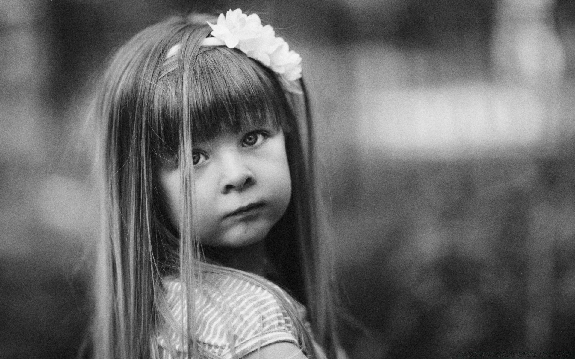 preto e branco retrato monocromático menina solteiro cara criança mulher natureza modelo moda