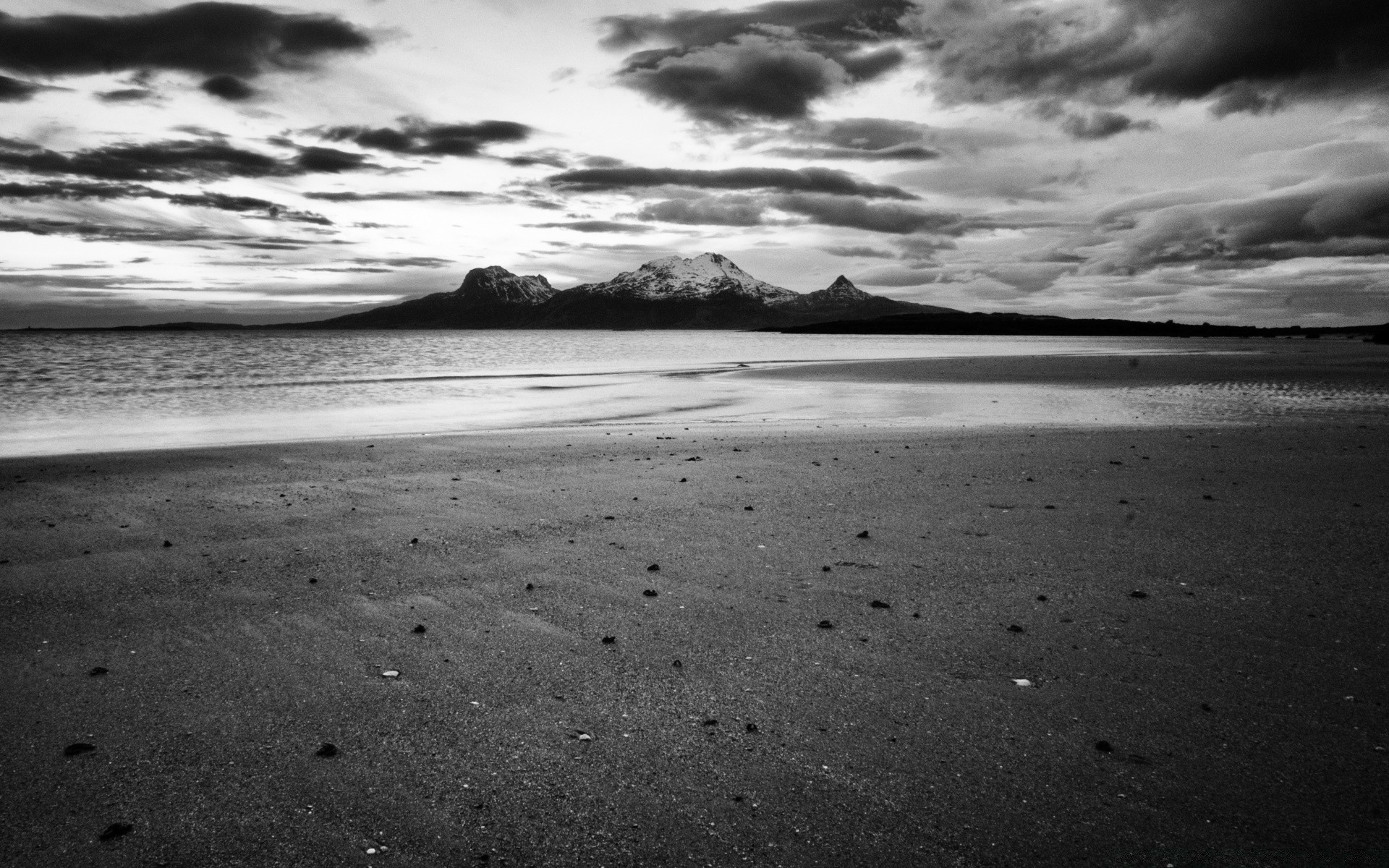 schwarz und weiß strand landschaft meer wasser ozean monochrom sonnenuntergang landschaft himmel meer wolke sturm natur see sand reflexion dämmerung insel