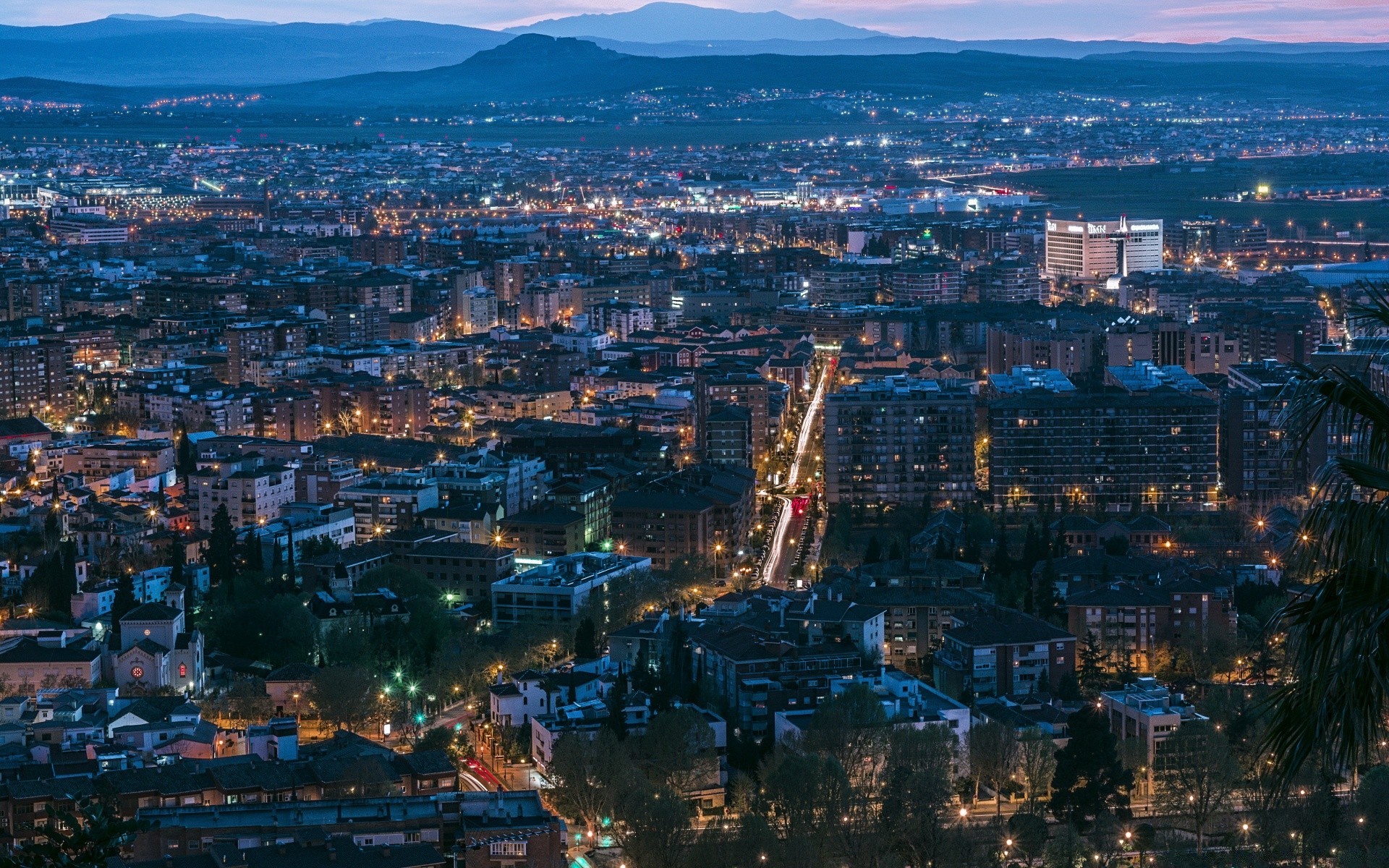 andere städte stadt stadt architektur skyline städtisch stadt haus antenne reisen spektakel abend panorama panorama dämmerung sehenswürdigkeit wolkenkratzer haus