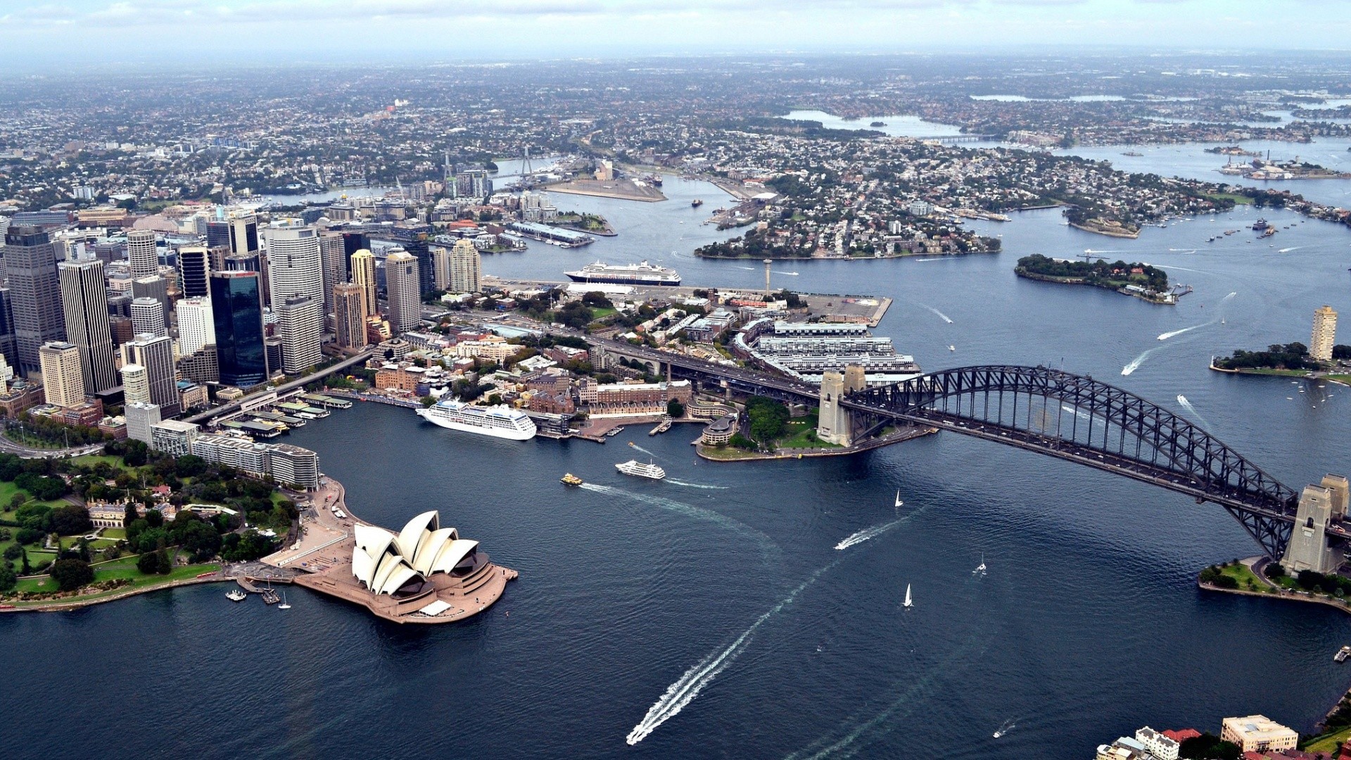 andere städte stadt wasser stadt reisen hafen architektur skyline städtisch antenne wasserfahrzeug stadt transportsystem schiff auto meer haus meer panorama bucht