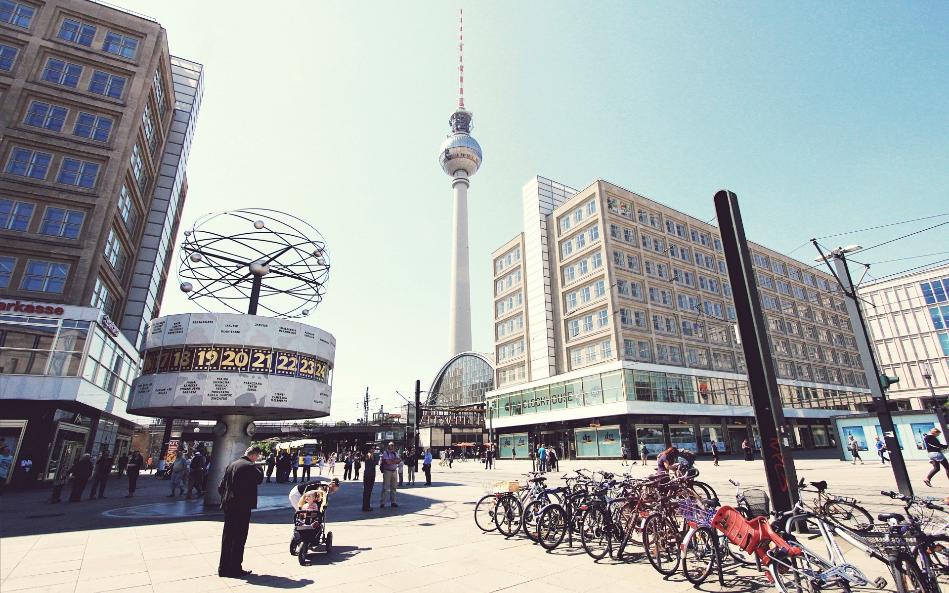 andere städte stadt architektur haus geschäft städtisch reisen modern straße himmel verkehrssystem straße im freien tourismus innenstadt verkehr