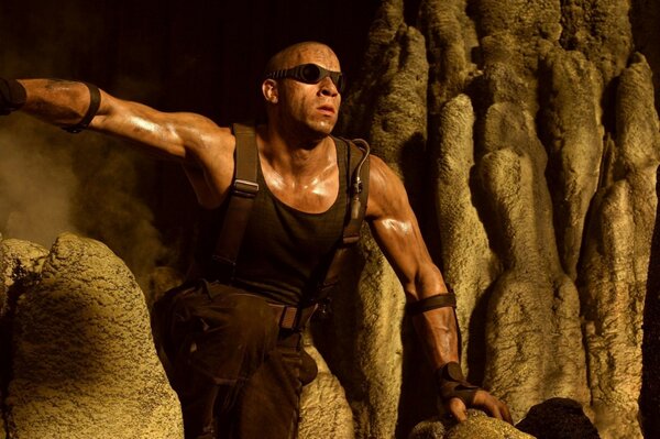 A frame from the film chronicles of Riddick