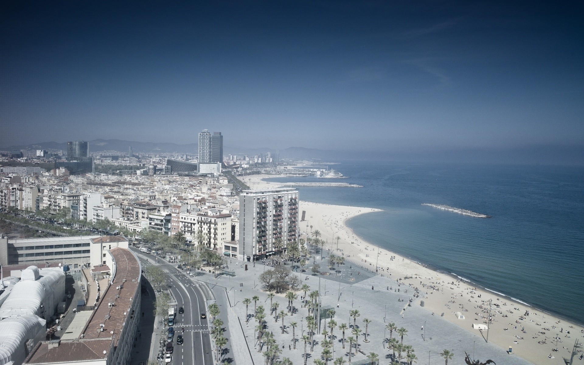 otras ciudades ciudad viajes arquitectura ciudad cielo skyline al aire libre agua luz del día ciudad casa rascacielos