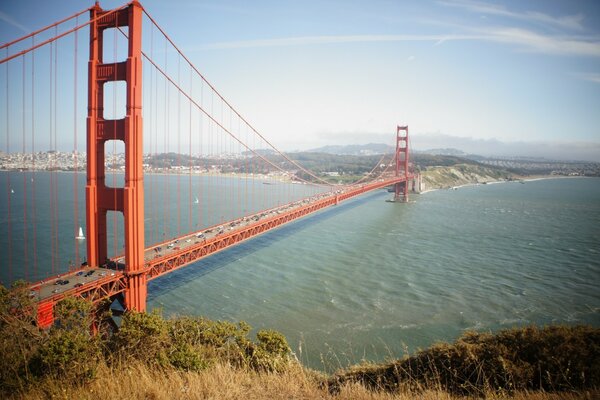 San Francisco Körfezi ni Pasifik Okyanusu na bağlayan Boğaz