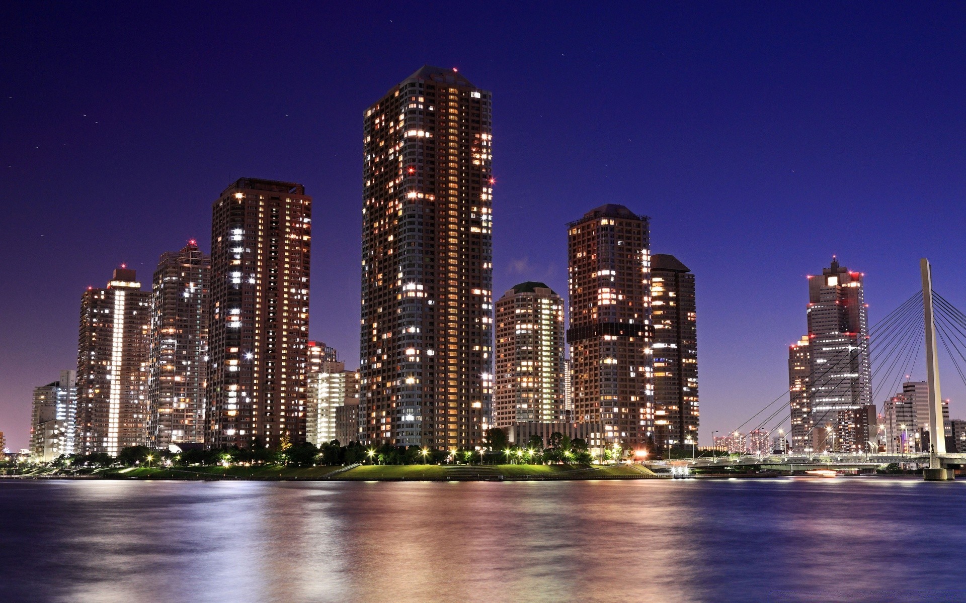 outras cidades centro da cidade arranha-céu cidade arquitetura cidade skyline escritório casa o negócio crepúsculo urbano moderno viagens céu alto finanças torre porto beira-mar à noite