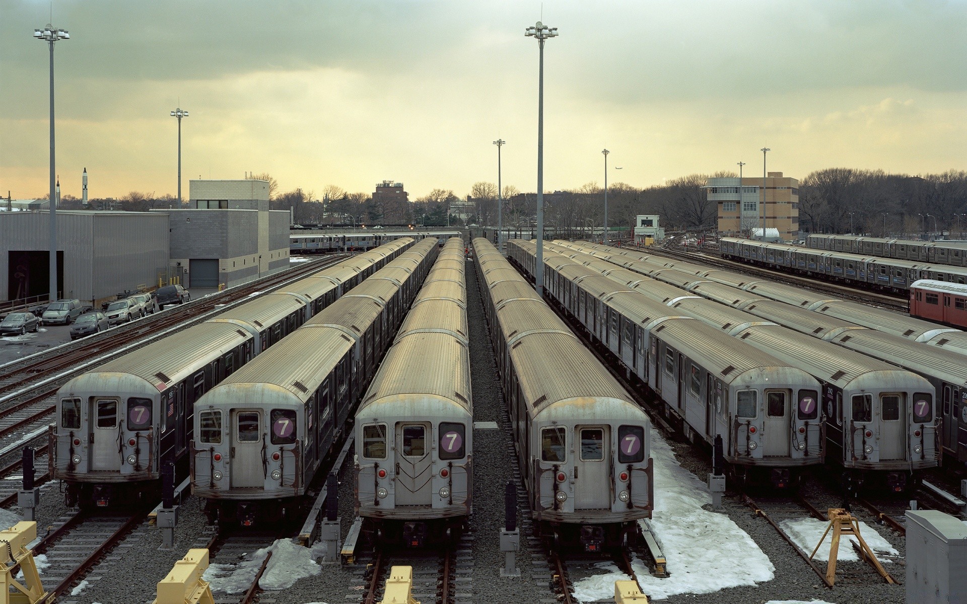 altre città treno ferrovia sistema di trasporto viaggi spedizione stazione industria traffico organizzazione pista auto motore acciaio strada carro organizzazione trasporto