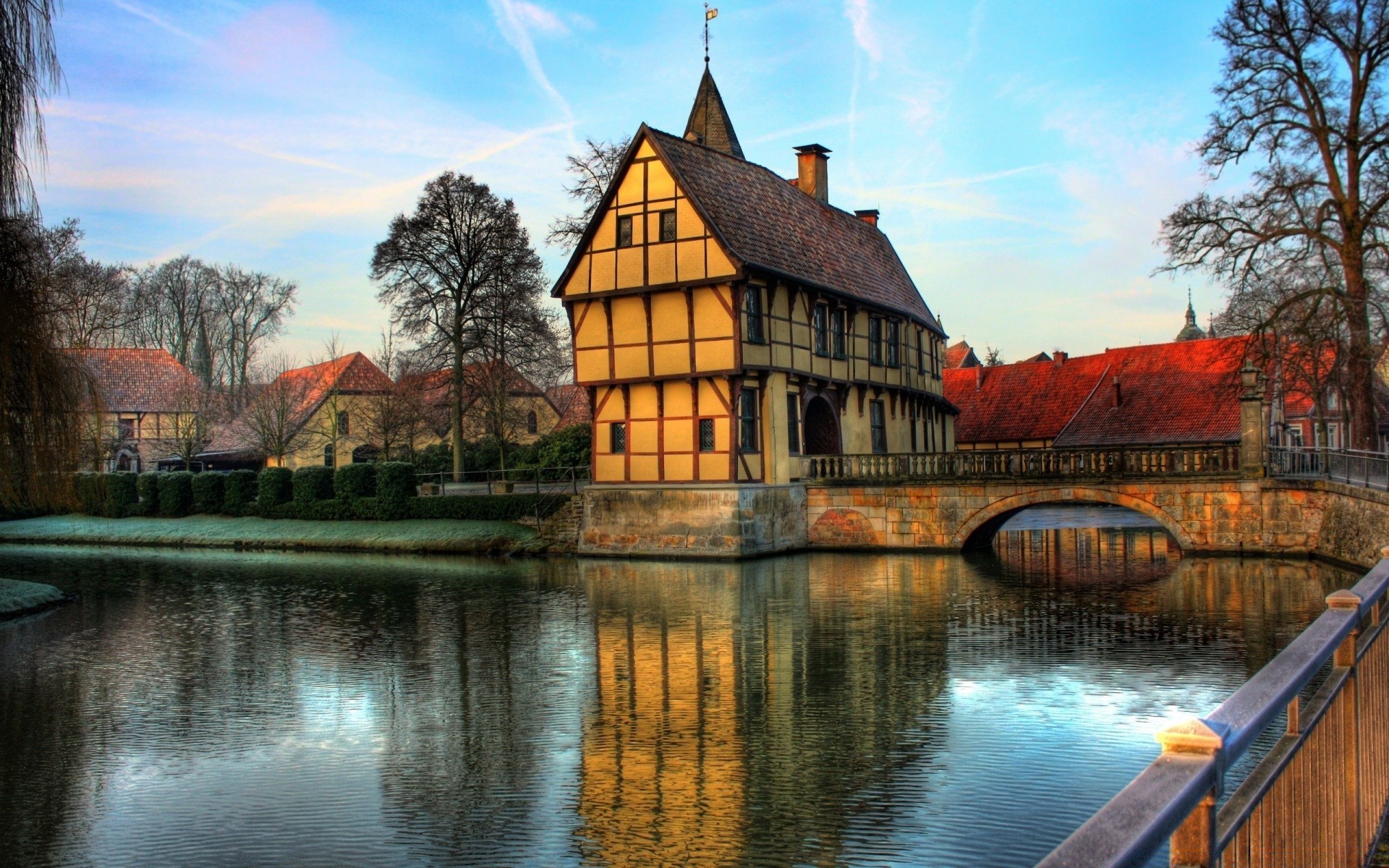 autre ville eau réflexion rivière lac architecture maison voyage en plein air ciel pont traditionnel vieux maison bois