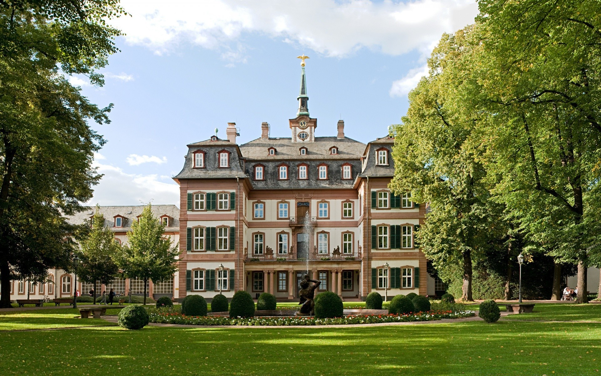 otras ciudades arquitectura casa césped casa casas parque árbol jardín al aire libre mansión hierba viajes