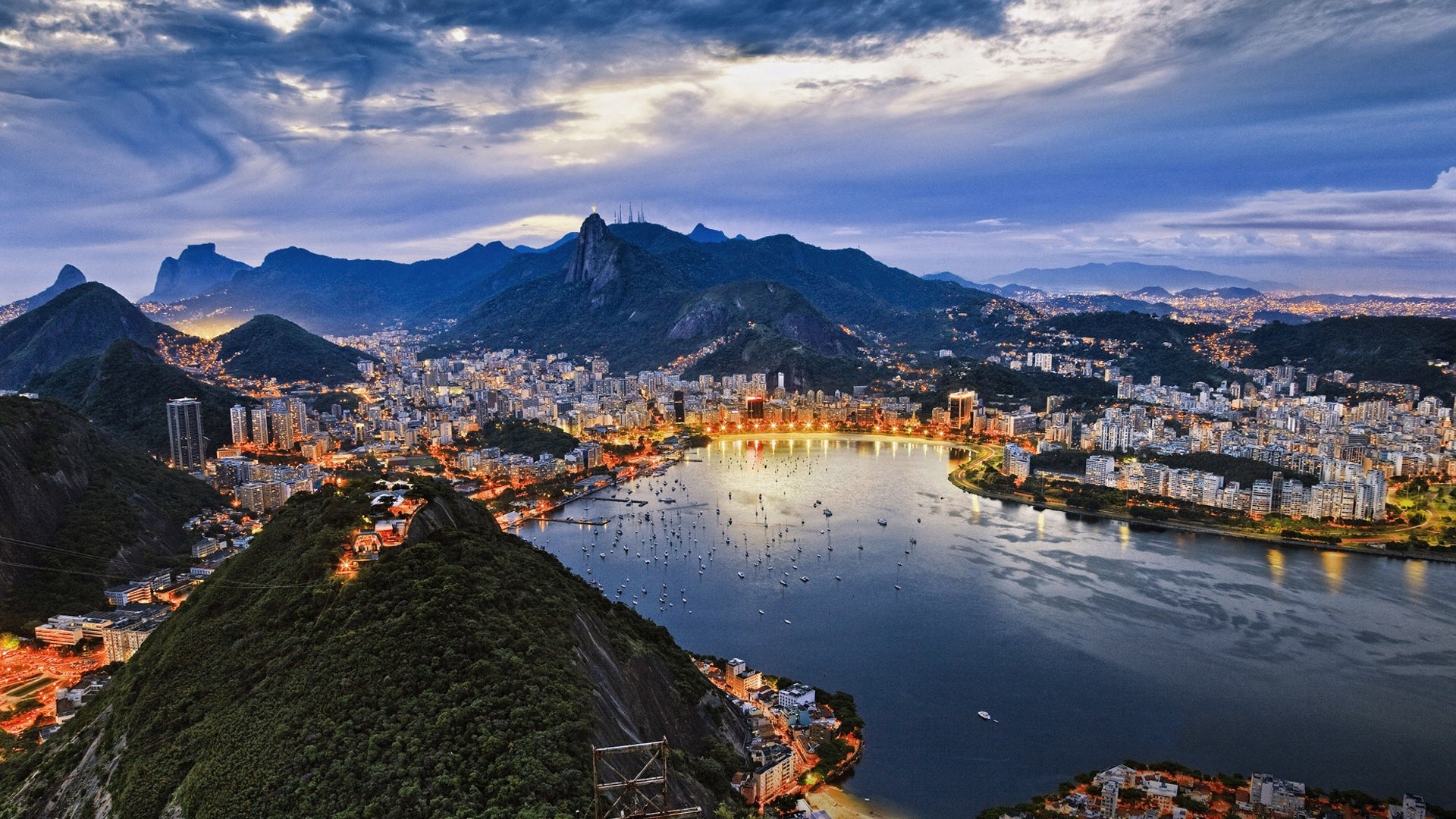 andere städte reisen berge stadt wasser stadt architektur landschaft meer im freien landschaftlich haus tourismus stadt himmel see