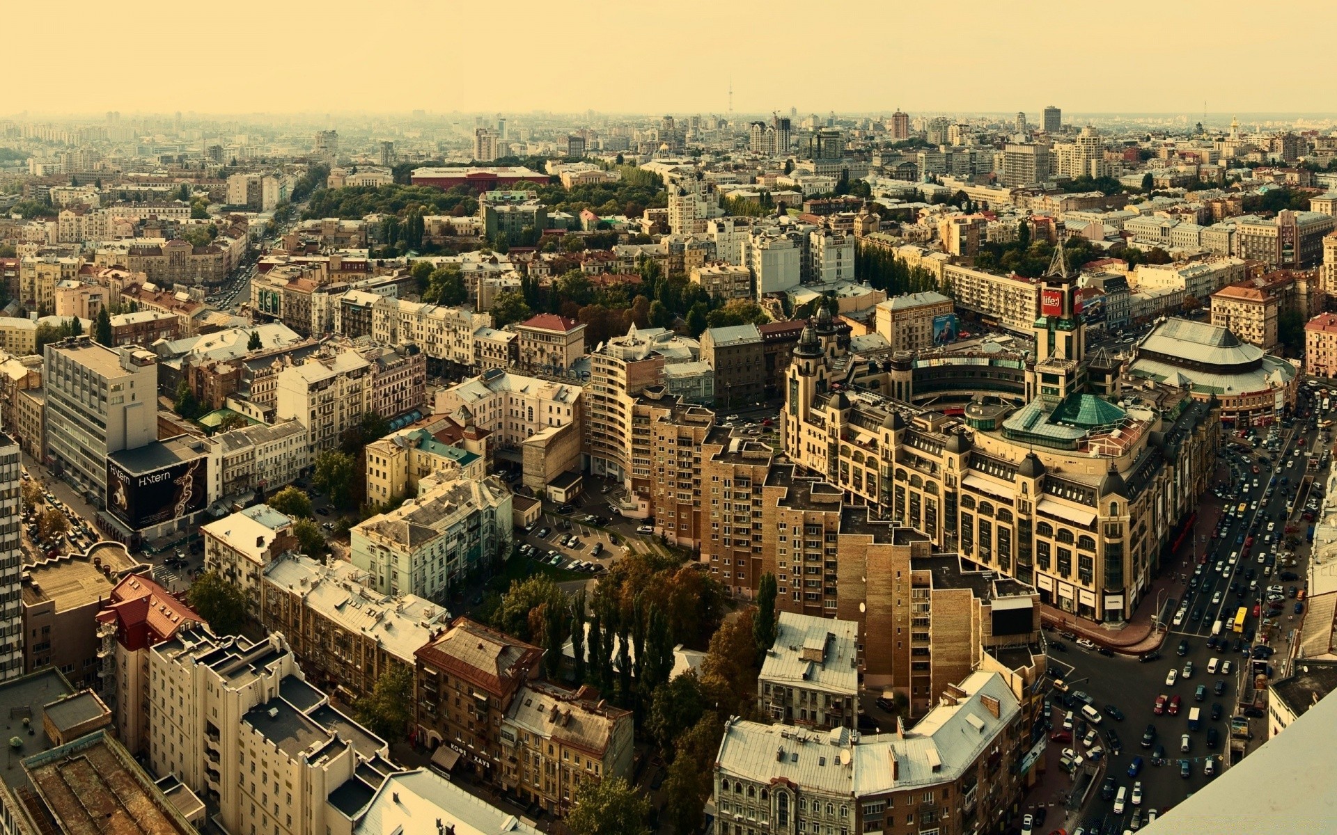 inne miasta miasto miasto skyline architektura podróże antena miejski dom widok panorama panoramiczny miasto wieżowiec dachy na zewnątrz na dachu kapitał punkt orientacyjny dom