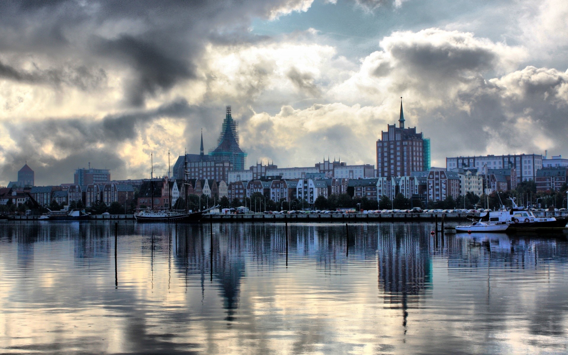 altre città città fiume acqua riflessione architettura skyline tramonto cielo viaggi città casa ponte molo urbano lungomare crepuscolo