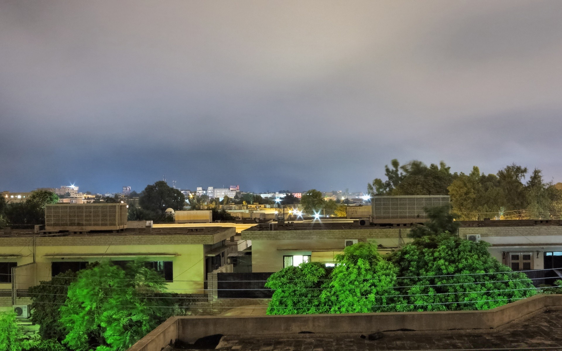 otras ciudades viajes arquitectura al aire libre luz del día casa agua casa ciudad árbol cielo puente