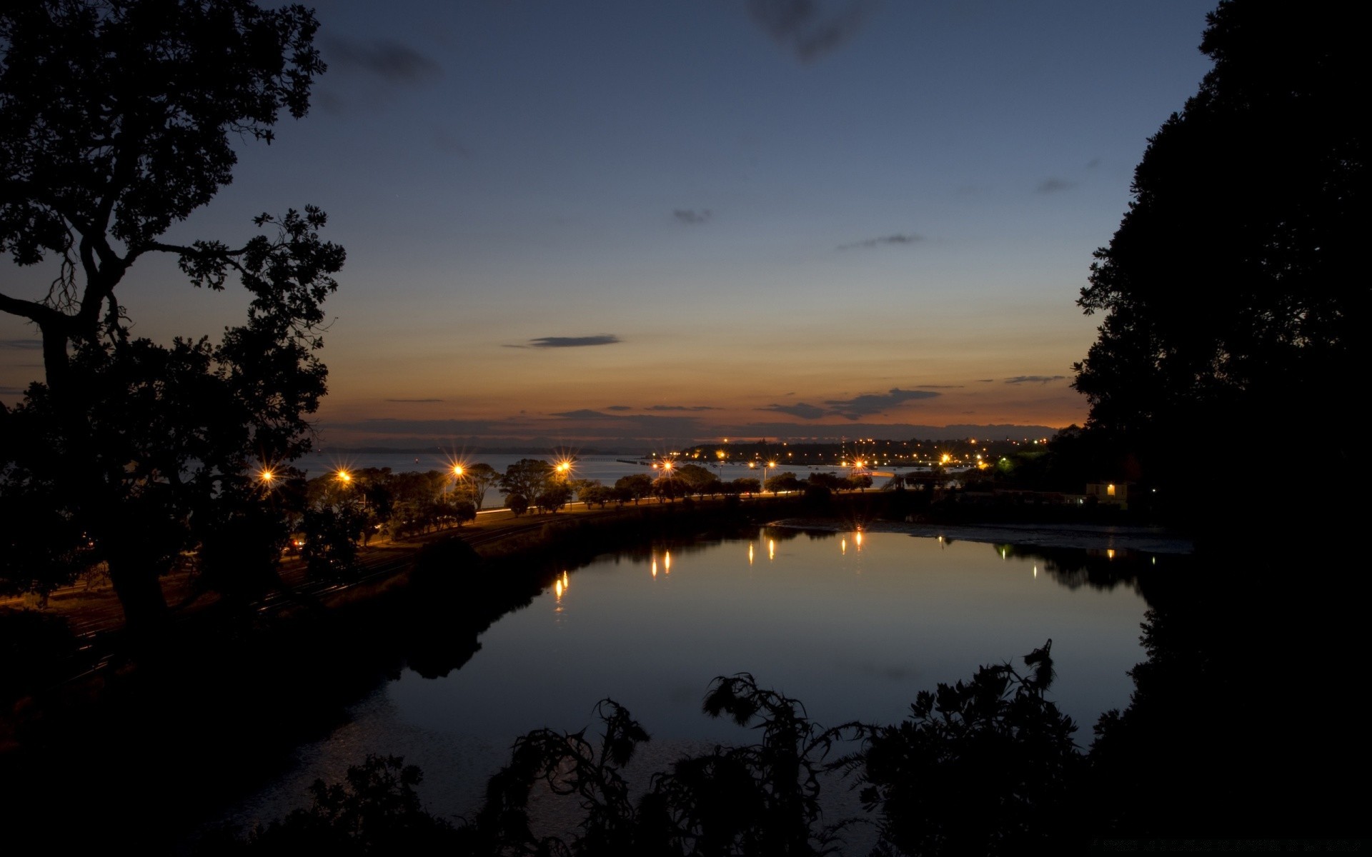 outras cidades água pôr do sol árvore amanhecer paisagem lago noite céu rio reflexão viagens praia sol crepúsculo ao ar livre luz natureza