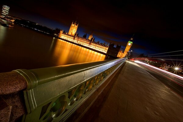 Nuit belle vue de Londres depuis le pont