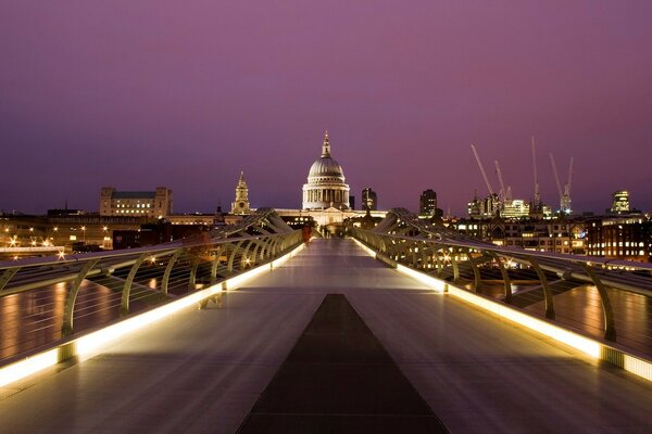 On the way to the Capitol, night view