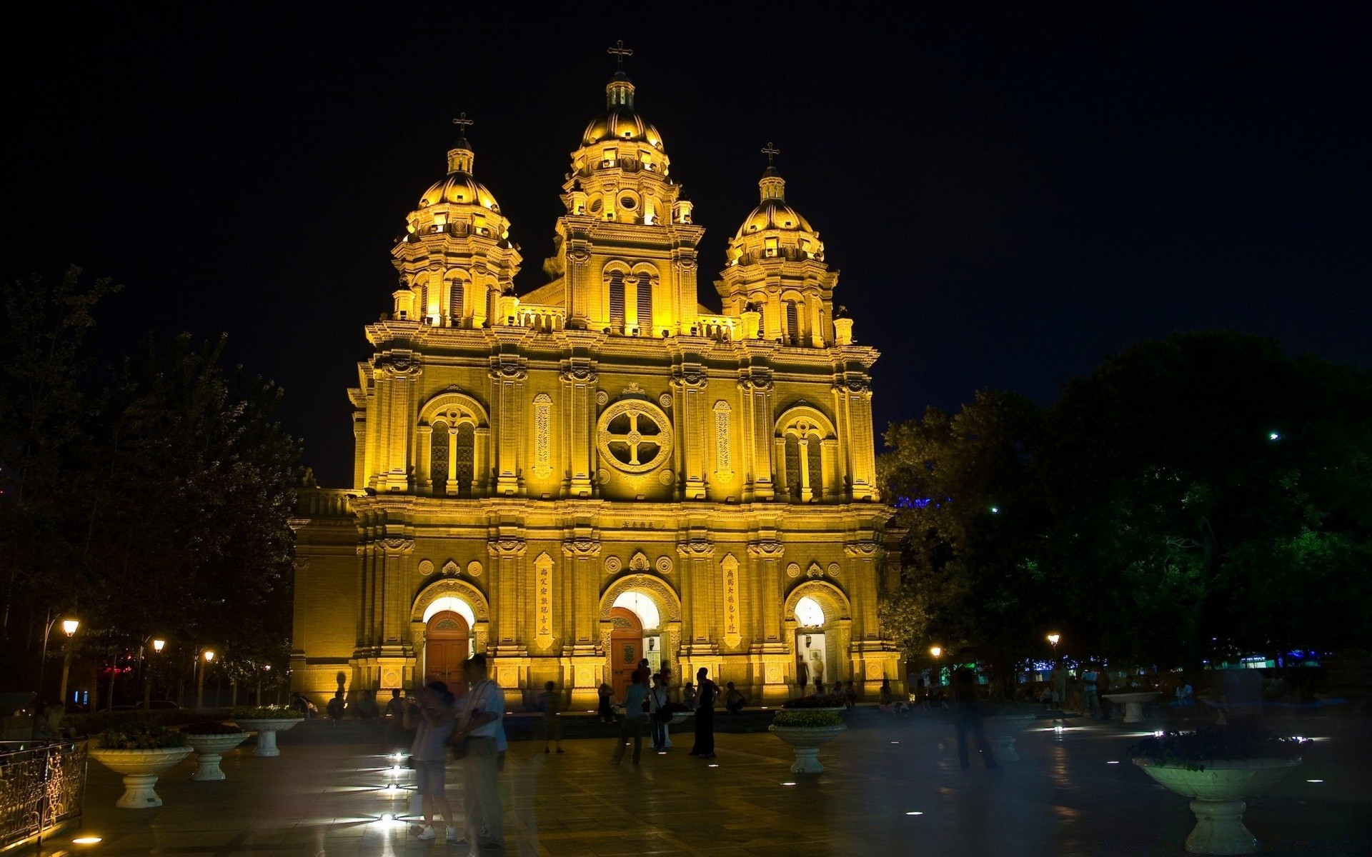 other city architecture travel building religion city dusk outdoors church sky evening illuminated cathedral sculpture monument landmark tourism