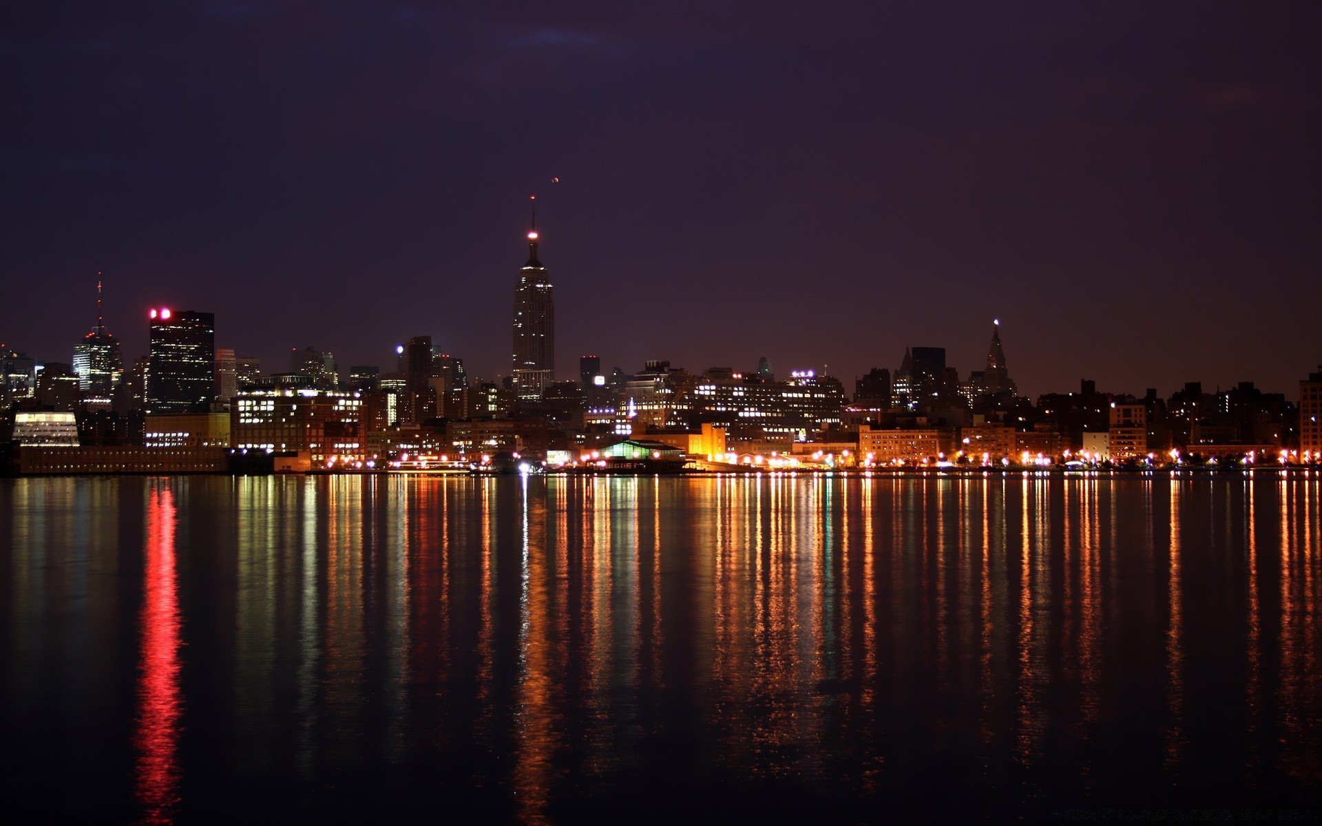 otras ciudades ciudad agua reflexión ciudad puesta de sol skyline río noche arquitectura puente crepúsculo viajes centro de la ciudad cielo luz rascacielos casa paseo marítimo