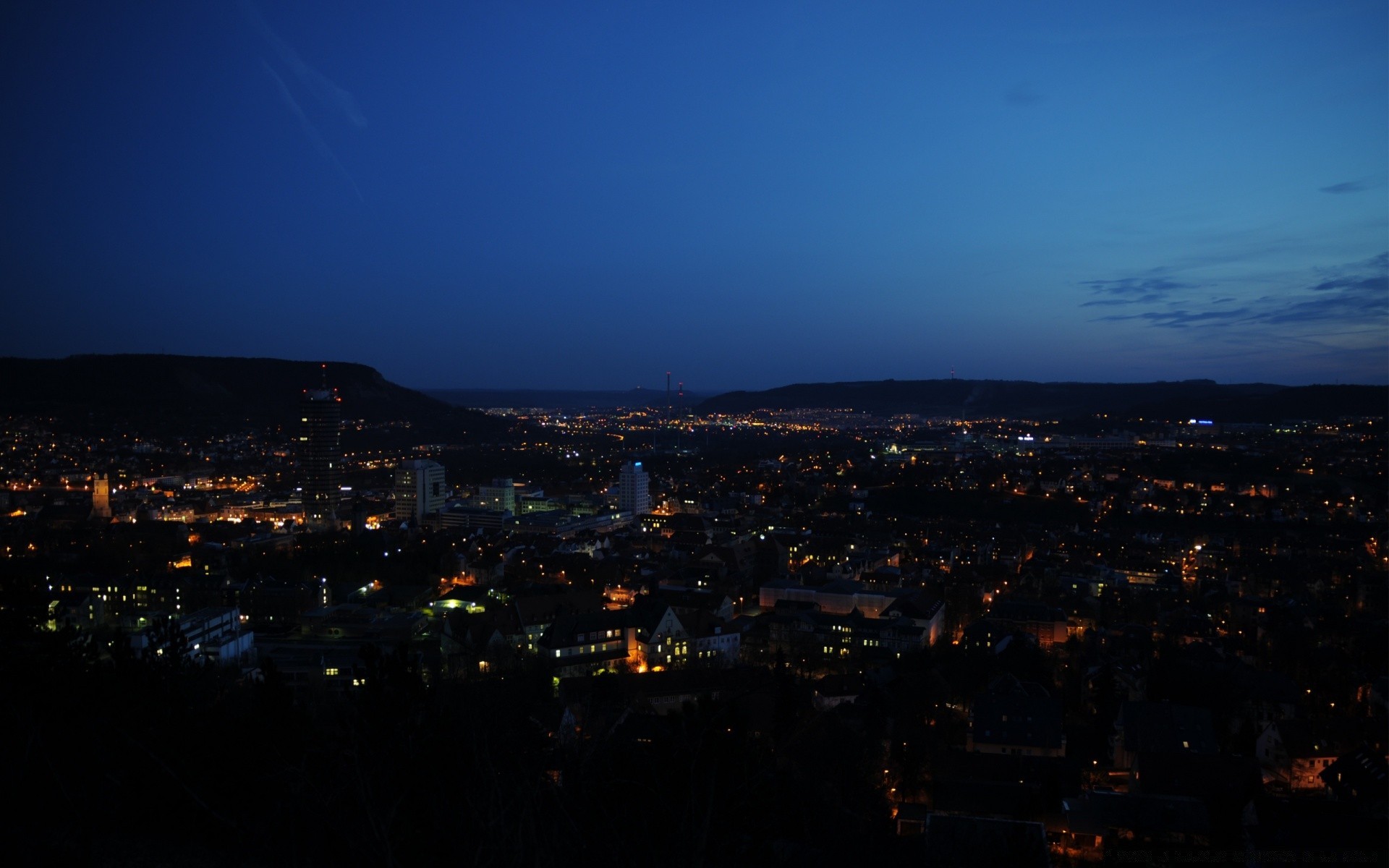 autre ville ville coucher de soleil soir voyage paysage lumière ville crépuscule ciel aube à l extérieur skyline architecture