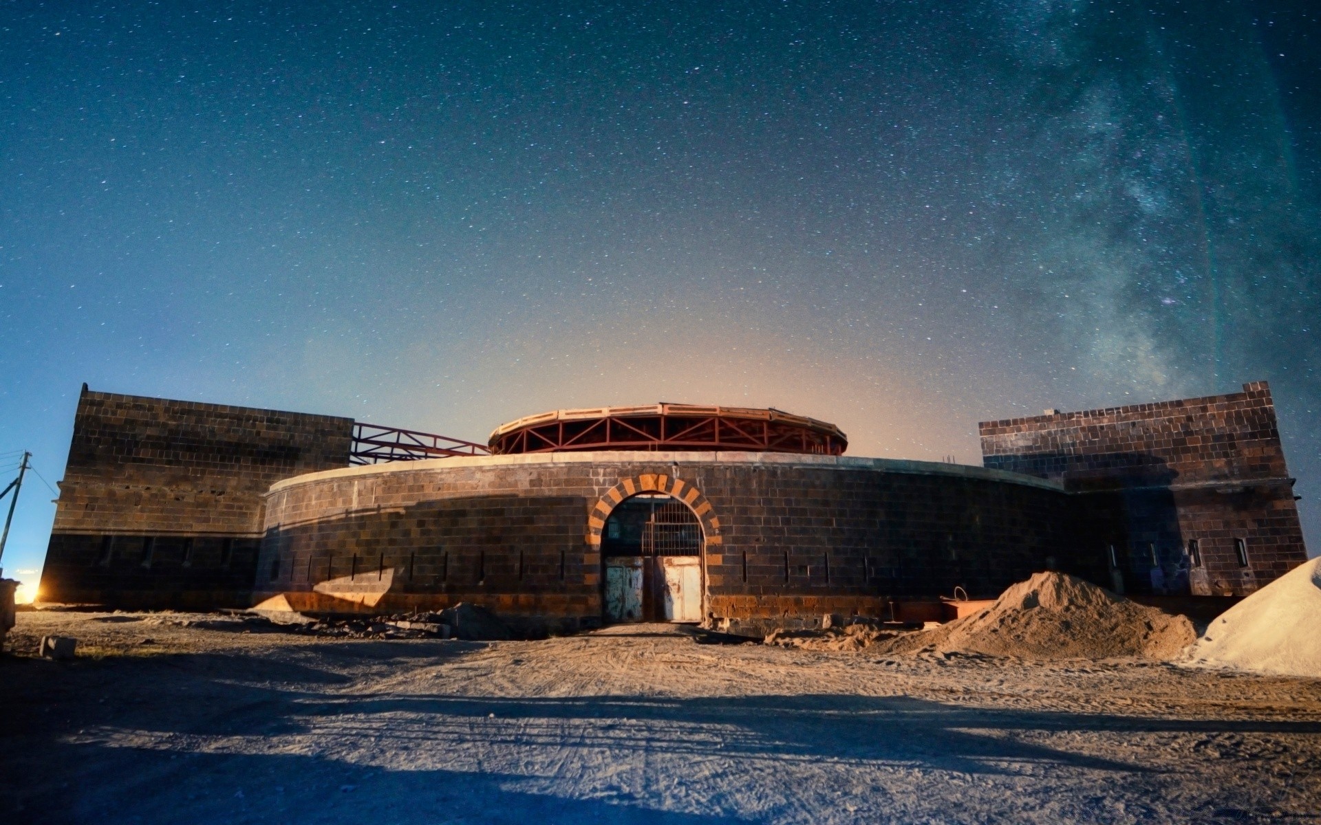 haus & interieur mond himmel reisen verlassen architektur haus landschaft winter