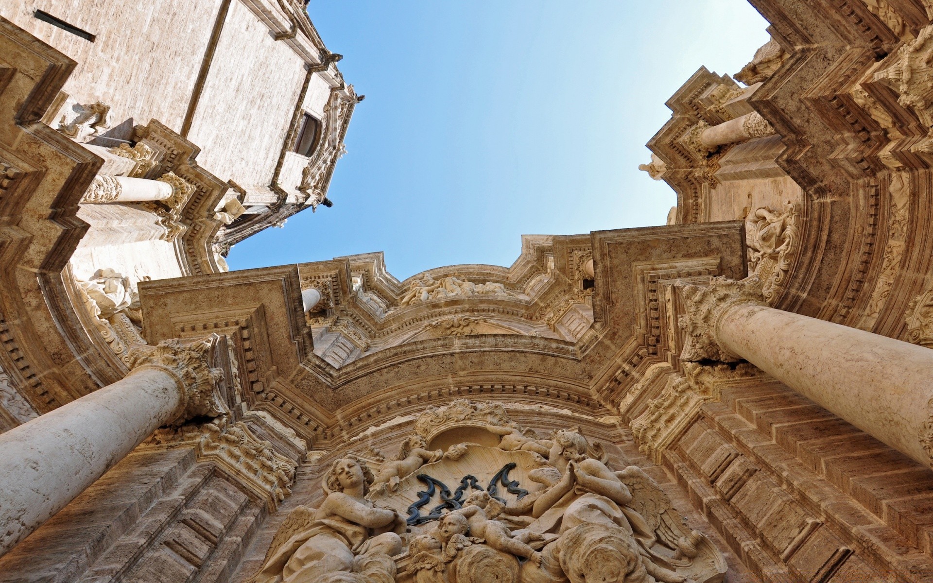 haus & interieur reisen architektur antike haus skulptur stein tourismus alt religion denkmal kunst kultur sehenswürdigkeit historisch turm tempel stadt himmel