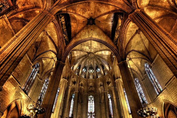 Hermoso techo en un antiguo templo