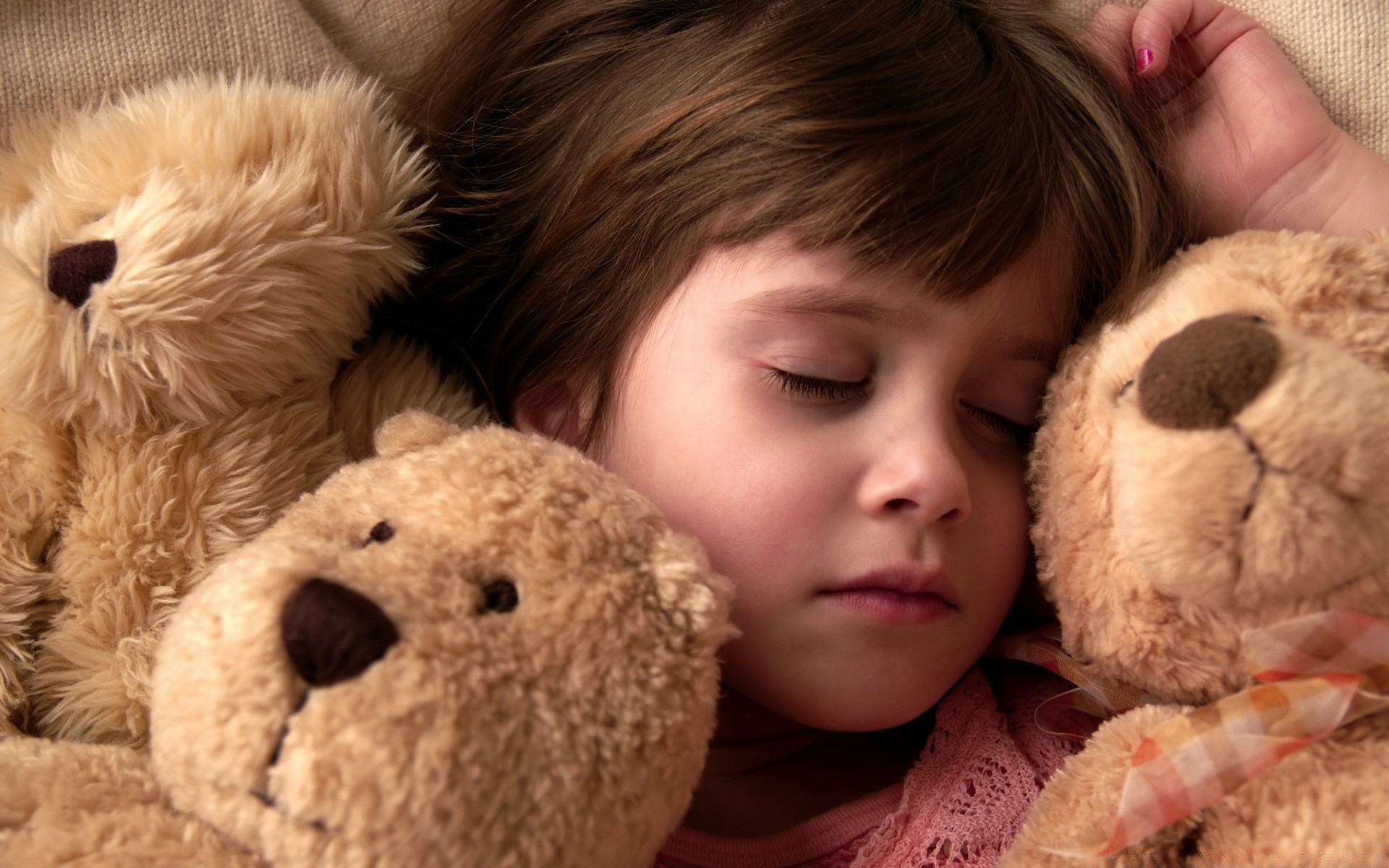 çocuklar teddy sevimli oyuncak çocuk peluş küçük kürk tüylü aile memeli sarılmalar bir çocuk zevk uyku aşk şekerleme