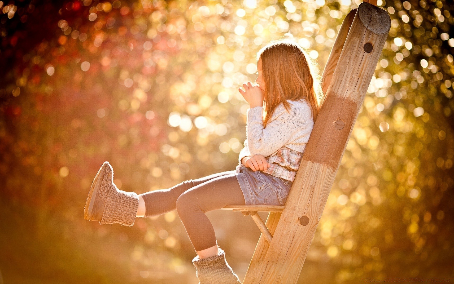 enfants fille femme adulte unique bois portrait automne plaisir à l extérieur loisirs parc bonheur nature sourire enfant plaisir