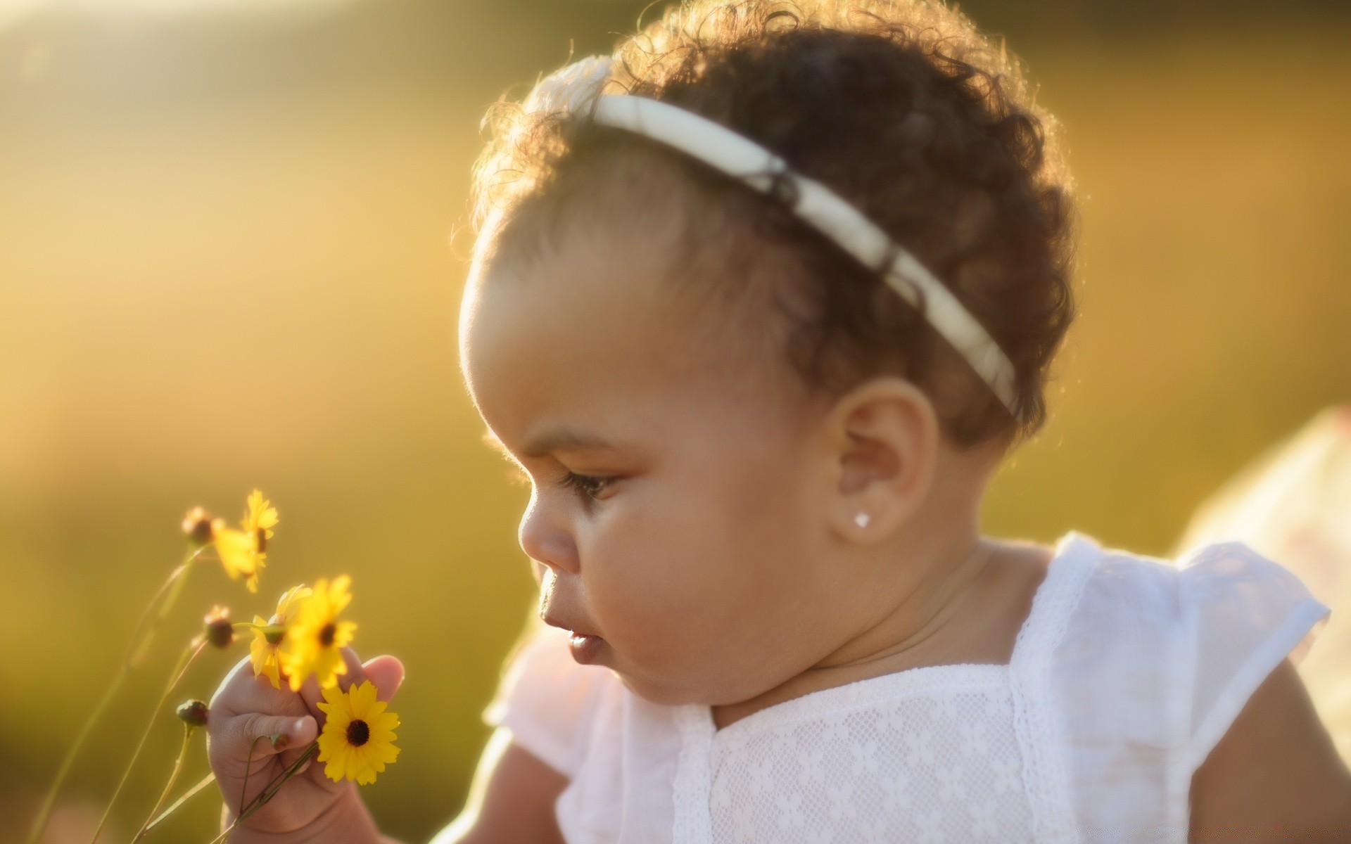 kinder kind kind porträt mädchen niedlich wenig junge vergnügen im freien