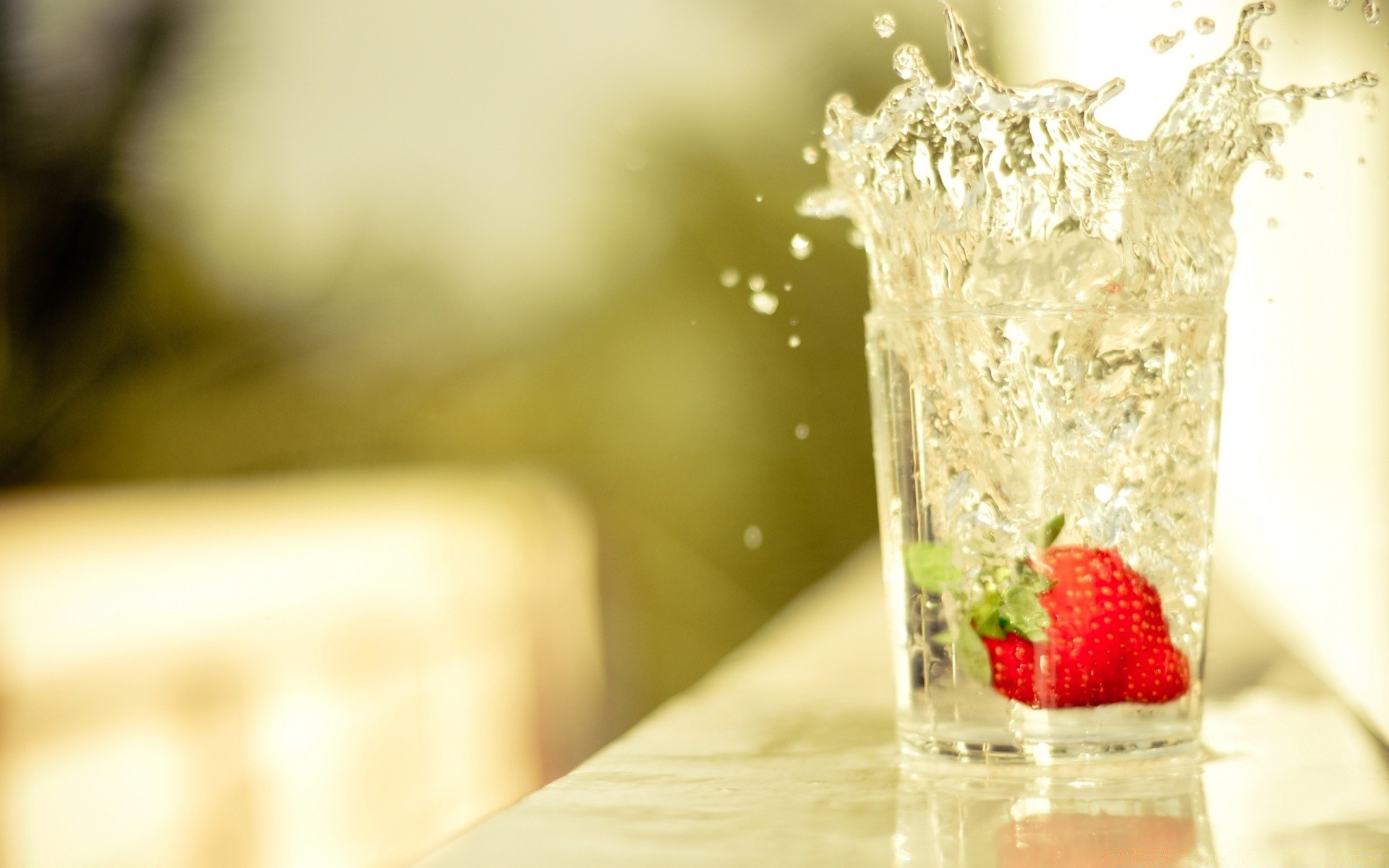 drinks glass fruit water ice food cold wet drink drop blur refreshment strawberry sweet berry summer